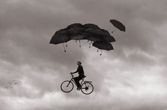 şemsiyeler ve bisikletle uçmak