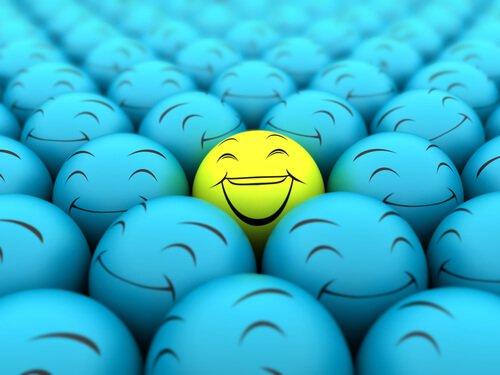 mutluların arasında kahkaha atmak