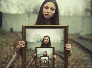 Sahip Olduklarınız Değil Kim Olduğunuz Sizi Tanımlar