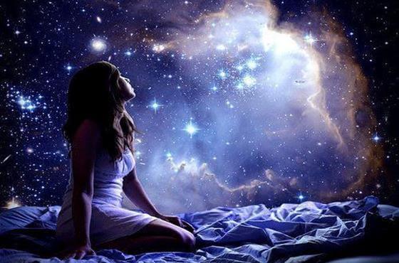 oturup yıldızlara bakmak