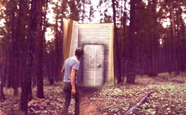 ormanda kitap kapı bulan adam