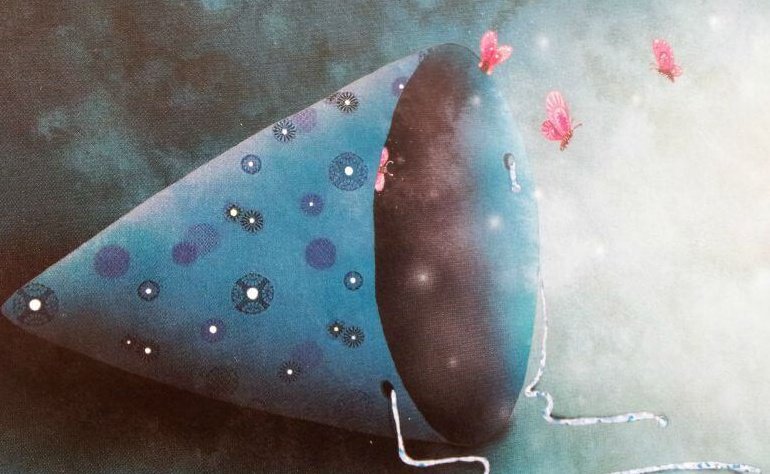 mavi huniden çıkan pembe kelebekler