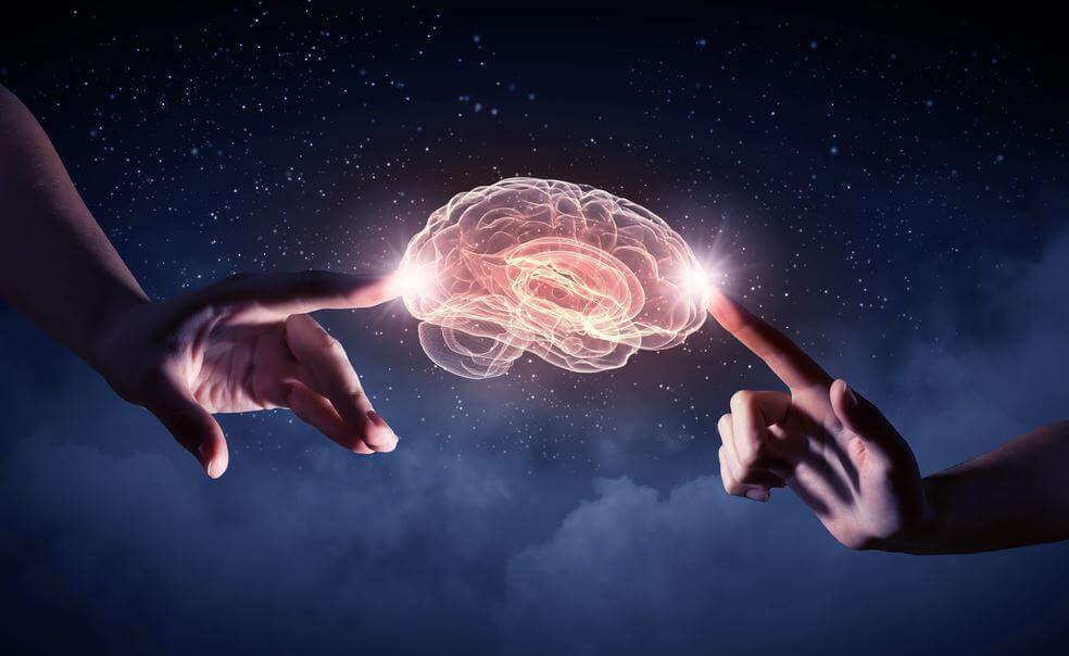 beyne dokunan iki el