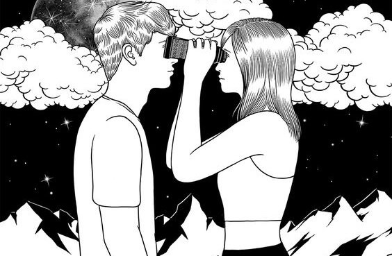 dibindeki adama teleskopla bakan kadın