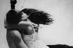 Uzun Süreli Sevgi Delicesine Aşık Olma Evresi Bittiğinde Başlar