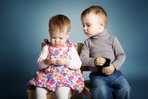 Çocuklara Telefon Vermemek İçin 3 İyi Neden