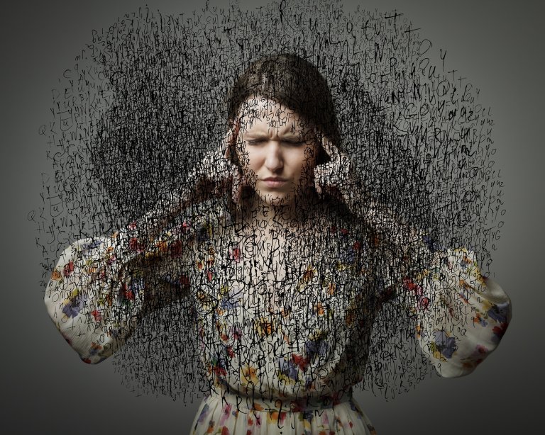 söylenenlerden bıkmış kadın