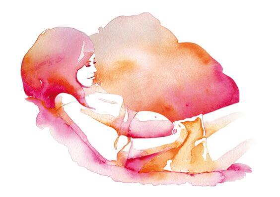 uzanan hamile kadın