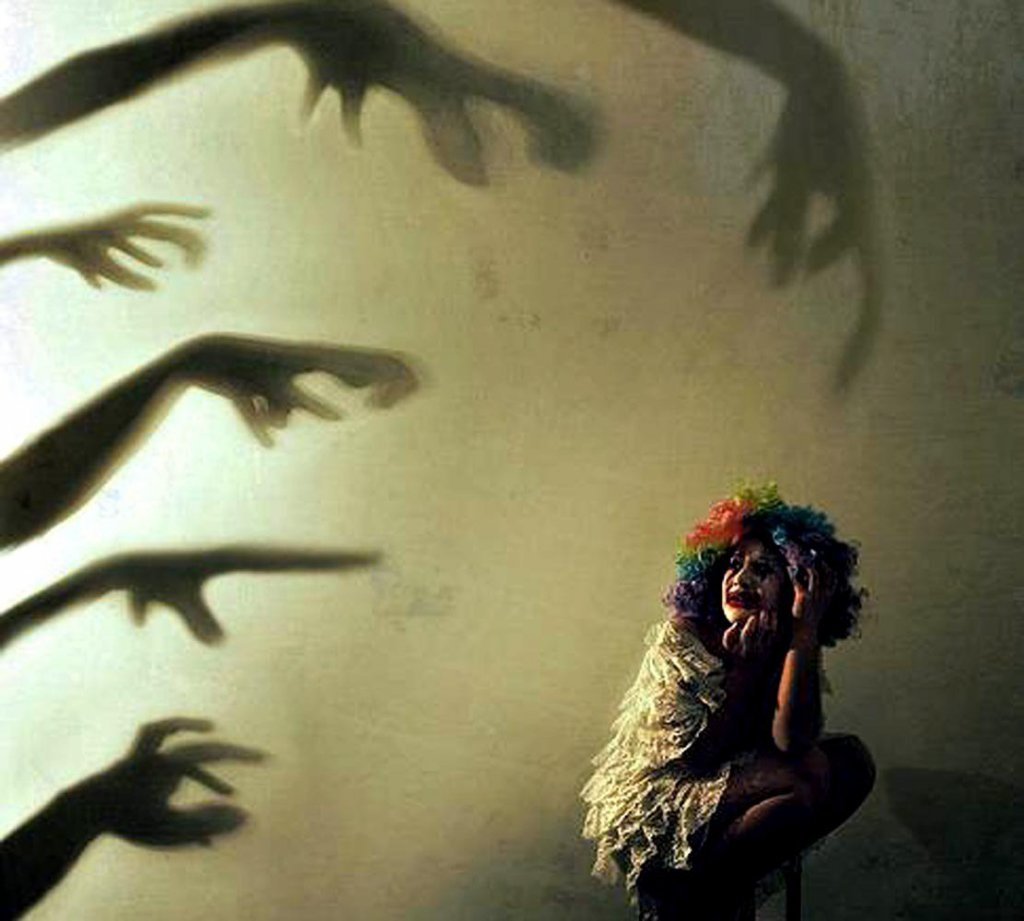 kadın kabus görüyor