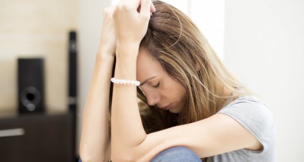 Kronik Yorgunluk: Belirtileri, Nedenleri ve Tedavisi