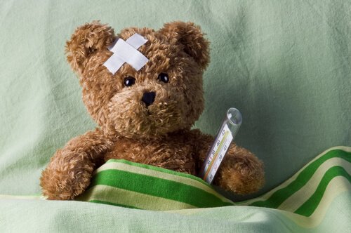 oyuncak ayı ateşlenmiş