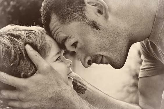 mutlu baba çocuk