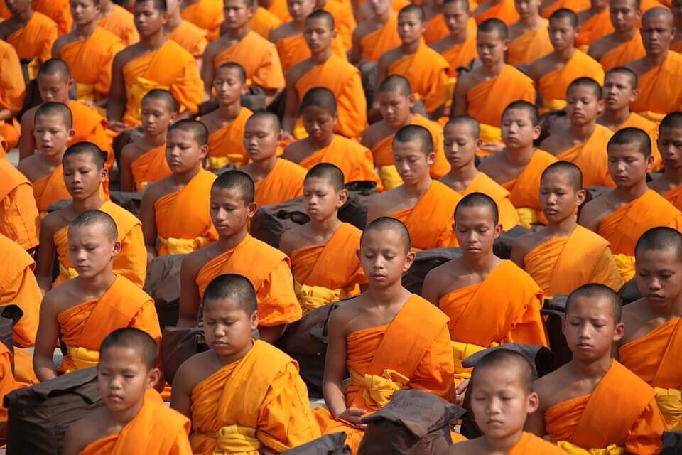budist çocuklar