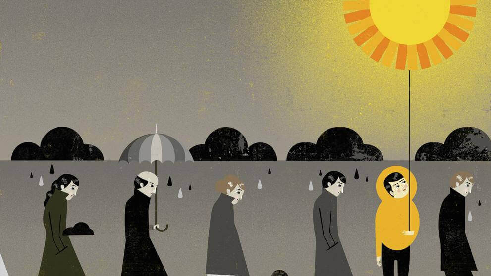 gri insanlar arasında ışık saçan adam