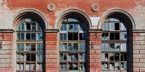 Kırık Camlar Teorisi