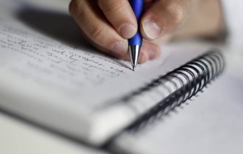 deftere yazı yazmak