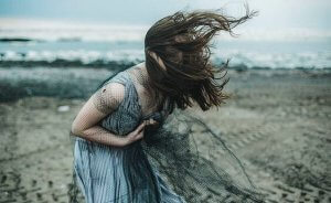 Kendine Zarar Veren İnsanlar: 10 Karakteristik Özellikleri