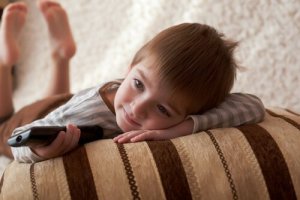 Çocuklar Aynı Filmi Neden Defalarca İzler?