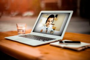 Çevrimiçi Bir Terapist Gerçekten İşe Yarıyor - İşte 5 Faydası
