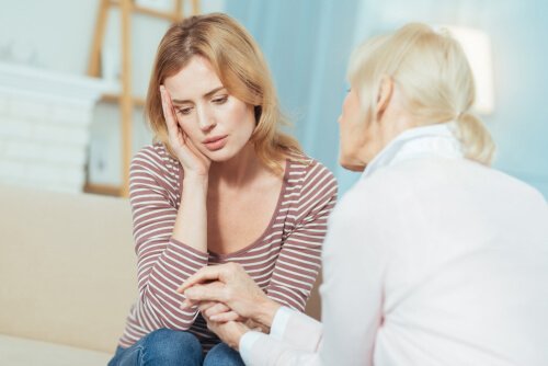 konuşmak istemeyen kadın