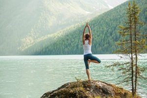 Enerjinizi Yönlendirecek 5 Kolay Yoga Pozu