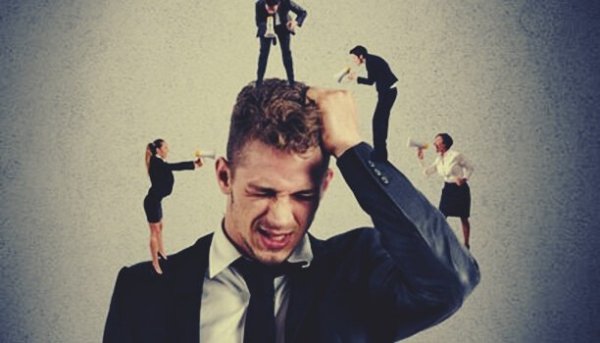 mikroagresyon göstermek