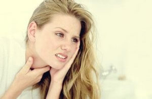 Yumru Hissi: Gırtlakta Sabit Bir Kütle Hissetmek