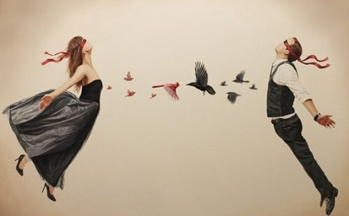 gözleri kapalı çift