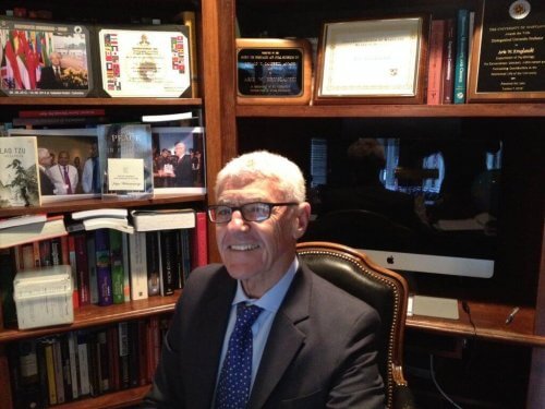 Krulangski gülümsüyor