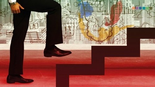 kariyer basamaklarını tırmanan adam