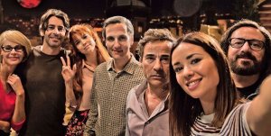 Kusursuz Yabancılar: Özel Hayatımızı Nasıl Kaybediyoruz?