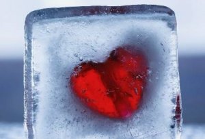 Aleksitimi Olan Birini Sevmek