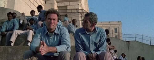 Kaçılamayacak hapishane Alcatraz'dan kaçan iki suçlunun akıbeti gizemini koruyor.