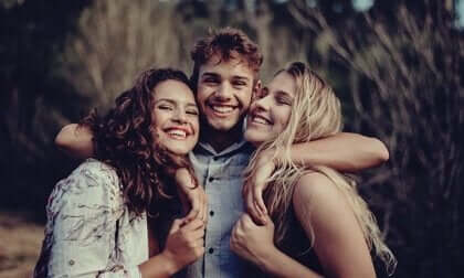 fazla güvenen üç kişi