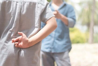 Sosyal durumlar bazen beyaz yalanlar söylememizi gerektirebilir.