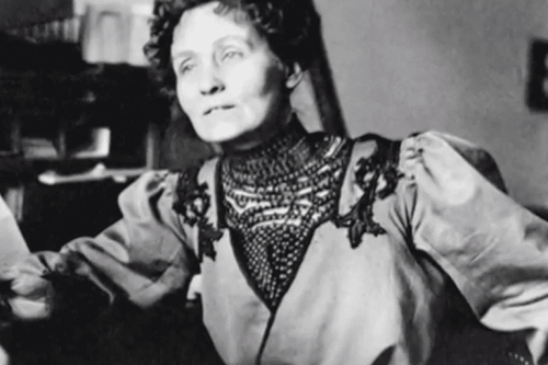 Emmeline Pankhurst'ün bir fotoğrafı.