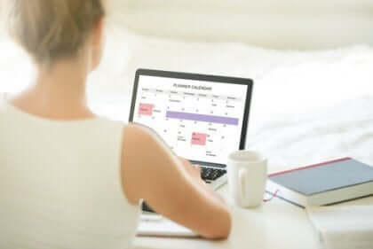 masada zamanını planlayan kadın