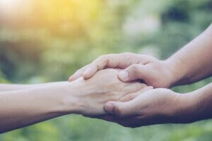 Ayna Dokunuşu Sinestezisi - Bir Bağ Kurma Yolu