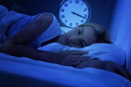 Kadınlarda uyku apnesi bilirtileri daha belirsiz olduğundan fark edilmeleri zor olabilir. 