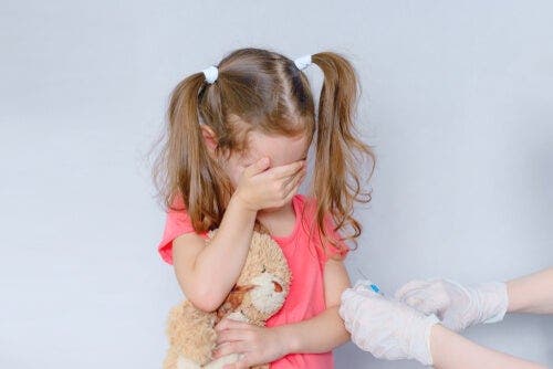 Fobiler genellikle çocuklukta ortaya çıkar ve genetik aktarımlı olabilirler.