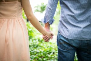 Çocukluktaki Bağlanma Türü Romantik İlişkilerinizi Etkiler mi?