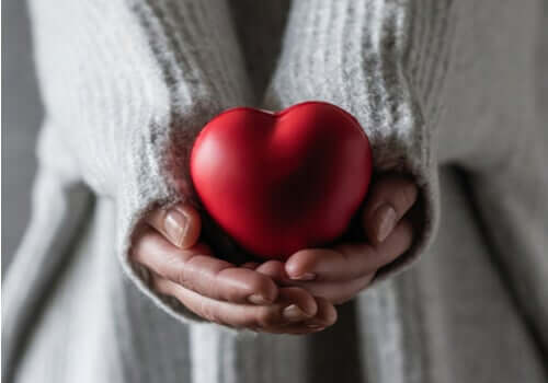 Öz-şefkat, kalbinizi kendinize açmaktır