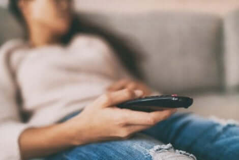 Gece uykunuzu sürekli bölen durumlardan muzdaripseniz hipersomni oluşmaya başlamış olabilir.