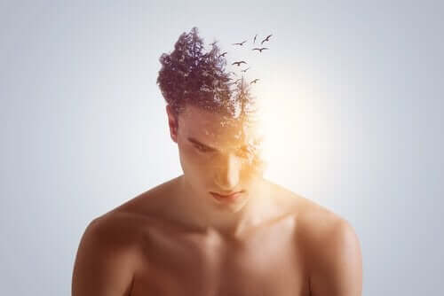 Kafasını boşaltmaya çalışan bir adam.