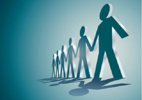 El ele duran çöp adamlar.