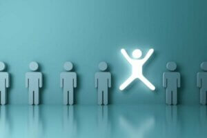 Farklı Olmak Bir İhtiyaç Mı, Erdem Mi, Yoksa Bir Yük Mü?