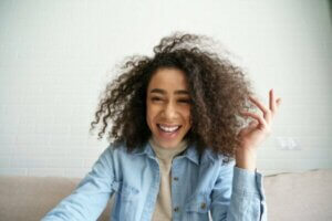 Bazı İnsanlar Neden Kendi Kendilerine Konuşur?