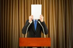 Sahneye Çıkma Korkusu ve Başarısızlık Düşüncesi