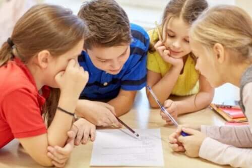 Küçük yaş çocukları için doğru düşünmeyi öğrenmek çok önemli