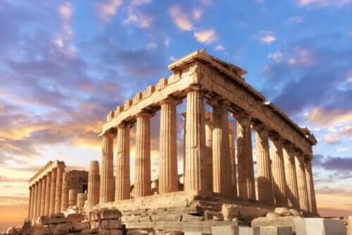 Apollon ve Yunanistan'daki yerleri. 